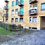 Bright And Panoramic Near Navigli, Milano