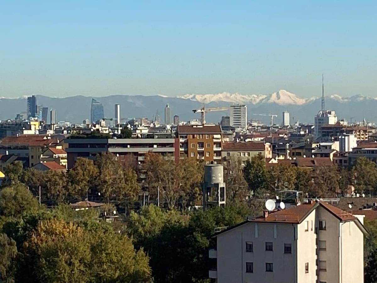 Bright And Panoramic Near Navigli, *