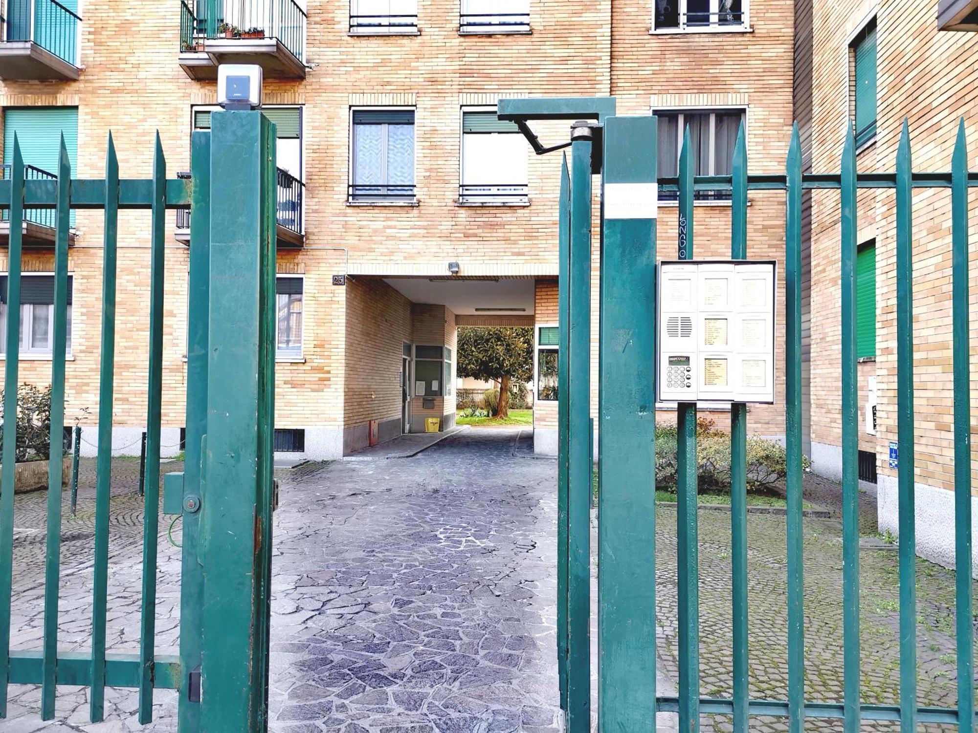 Bright And Panoramic Near Navigli, Milan